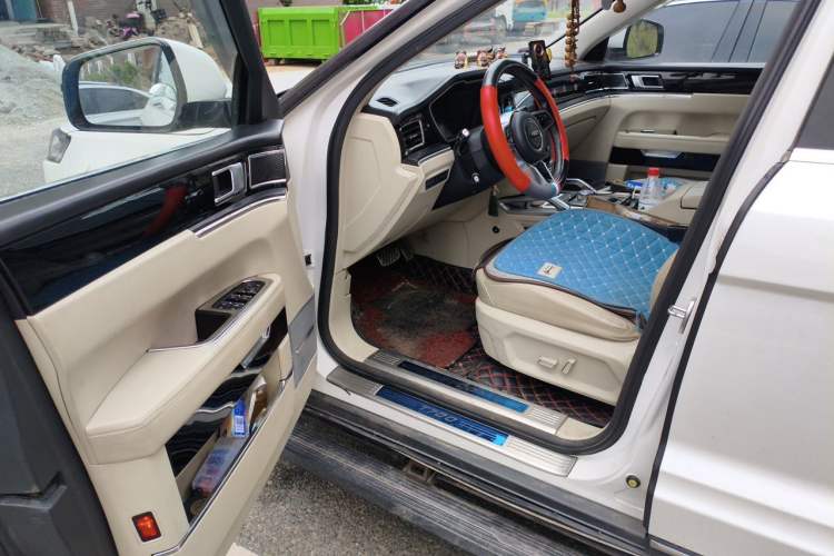 Used Zotye T700 2017 1.8T Dual-Clutch Prestige Model Driver Seat