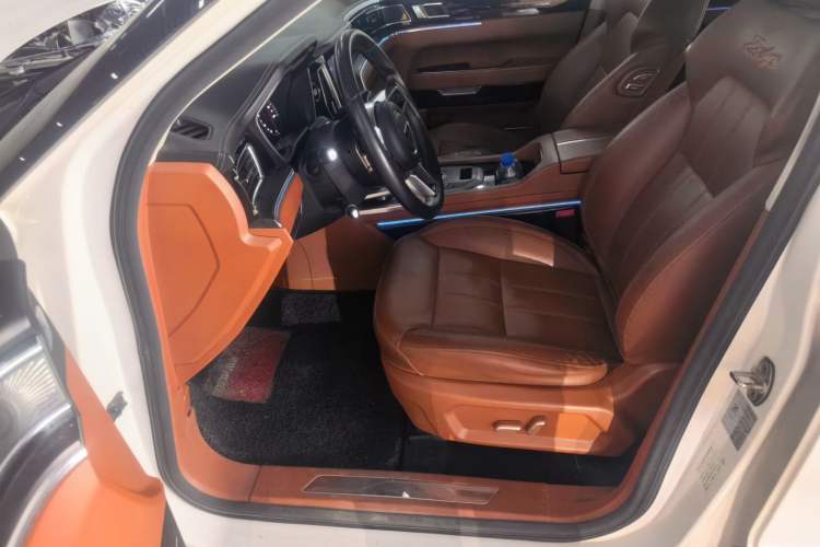 Used Zotye T700 2017 1.8T Dual-Clutch Luxury Model Driver Seat