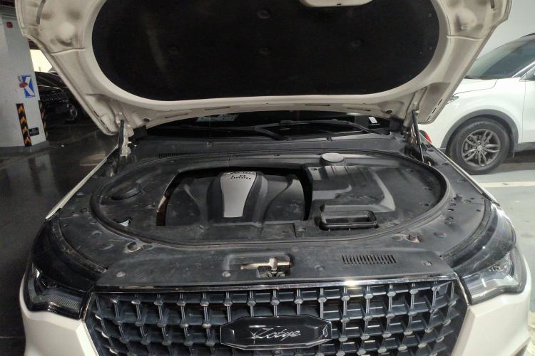 Used Zotye T700 2017 1.8T Dual-Clutch Flagship Model Engine Bay