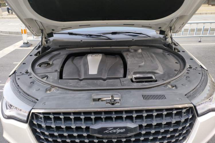 Used Zotye T700 2017 1.8T Manual Luxury Model Engine Bay