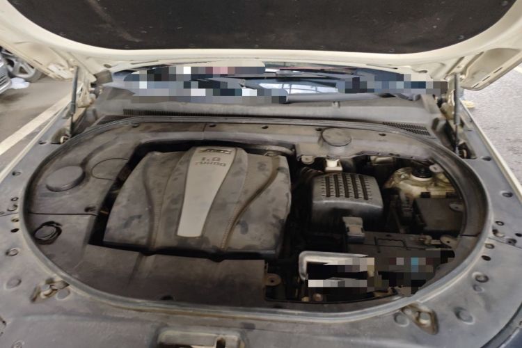 Used Zotye T700 2017 1.8T Dual-Clutch Luxury Model Engine Bay