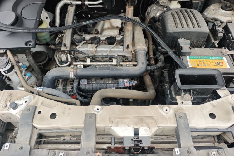 Used Zotye T700 2017 1.8T Dual-Clutch Luxury Model Engine Bay