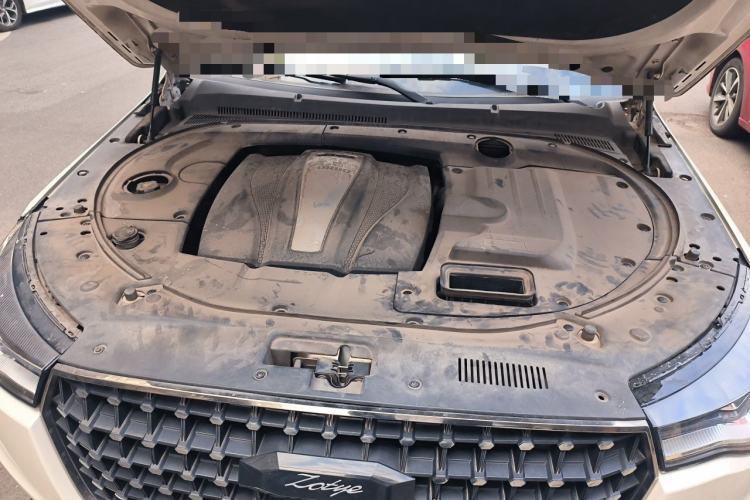 Used Zotye T700 2017 1.8T Dual-Clutch Luxury Model Engine Bay