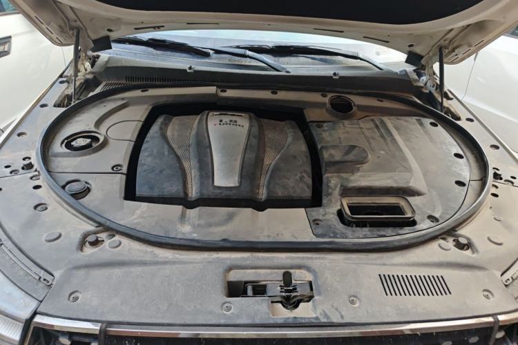 Used Zotye T700 2017 1.8T Dual-Clutch Luxury Model Engine Bay