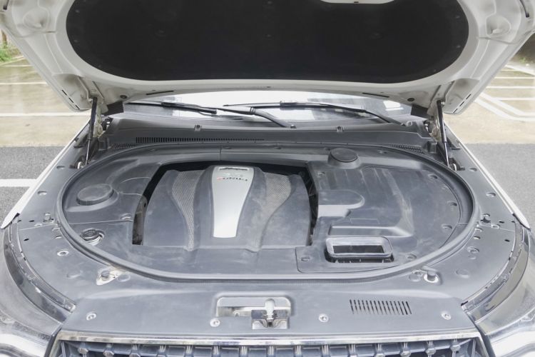 Used Zotye T700 2017 2.0T Automatic Prestige Edition Engine Bay
