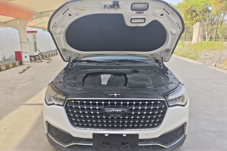 Used Zotye T700 2017 1.8T Dual-Clutch Prestige Model Engine Bay