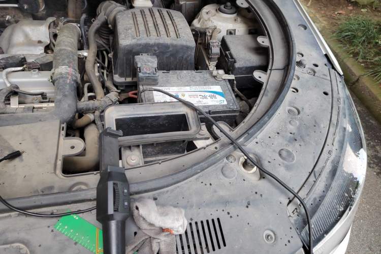 Used Zotye T700 2017 1.8T Dual-Clutch Prestige Model Engine Bay Left
