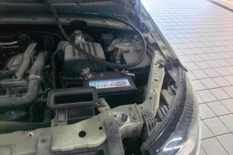 Used Zotye T700 2017 1.8T Dual-Clutch Luxury Model Engine Bay Left