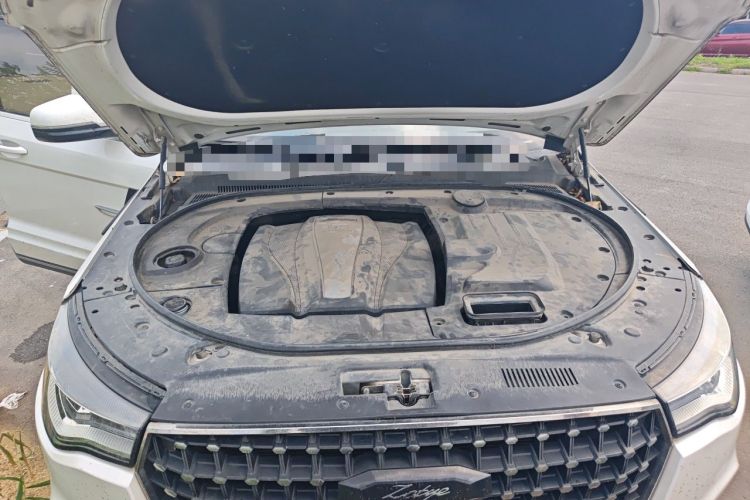 Used Zotye T700 2017 1.8T Manual Luxury Model Engine Bay