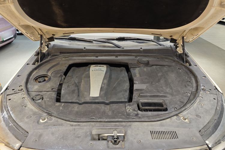 Used Zotye T700 2017 1.8T Dual-Clutch Prestige Model Engine Bay