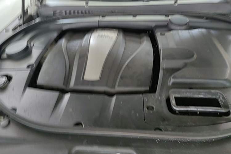 Used Zotye T700 2017 1.8T Dual-Clutch Prestige Model Engine Bay