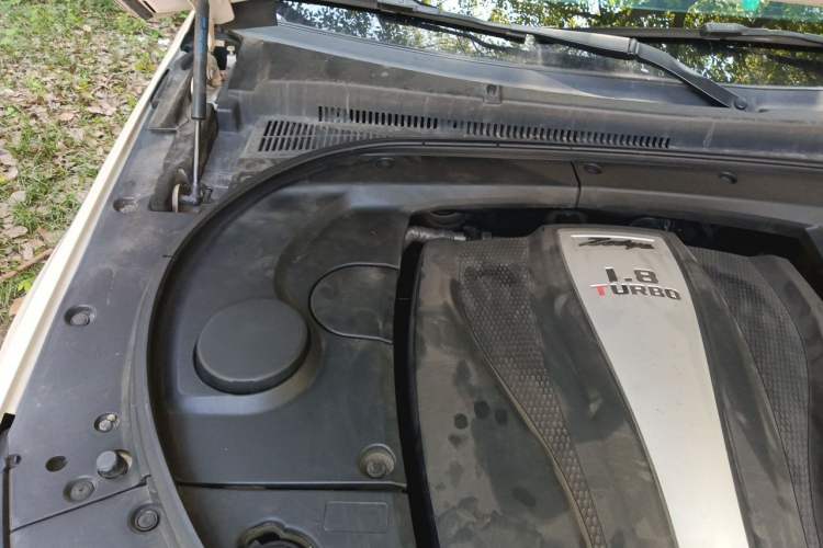 Used Zotye T700 2017 1.8T Manual Luxury Model Engine Bay Right