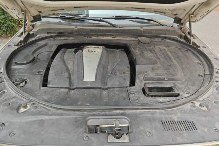 Used Zotye T700 2017 1.8T Dual-Clutch Flagship Model Engine Bay