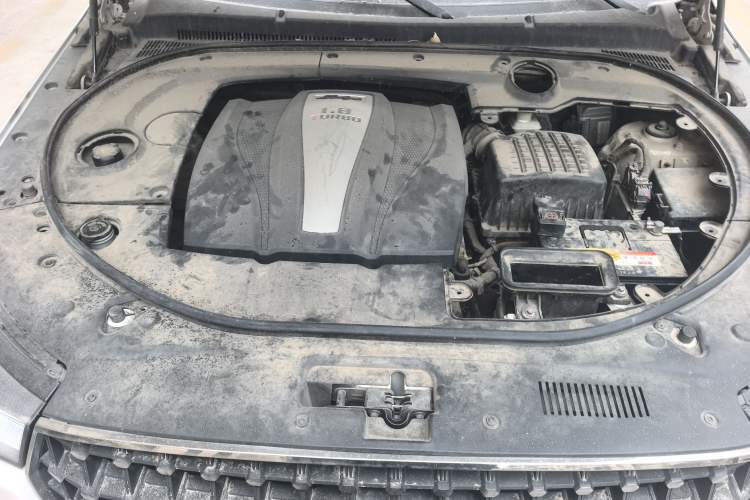 Used Zotye T700 2017 1.8T Dual-Clutch Luxury Model Engine Bay