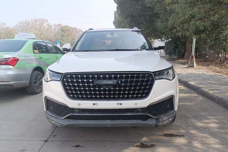 Used Zotye T700 2017 1.8T Dual-Clutch Prestige Model Exterior 1
