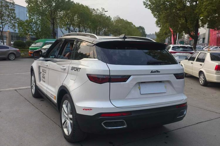 Used Zotye T700 2017 1.8T Dual-Clutch Prestige Model Exterior 2