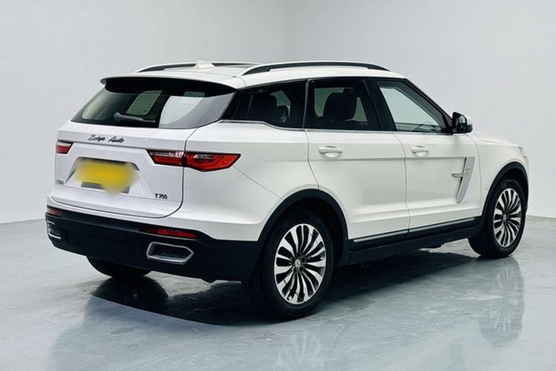 Used Zotye T700 2017 1.8T Dual-Clutch Prestige Model Exterior 4