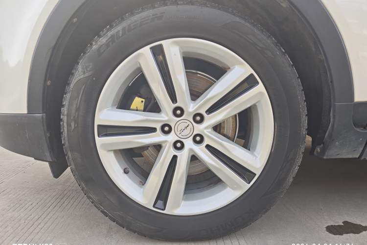 Used Zotye T700 2017 1.8T Dual-Clutch Prestige Model Exterior 4