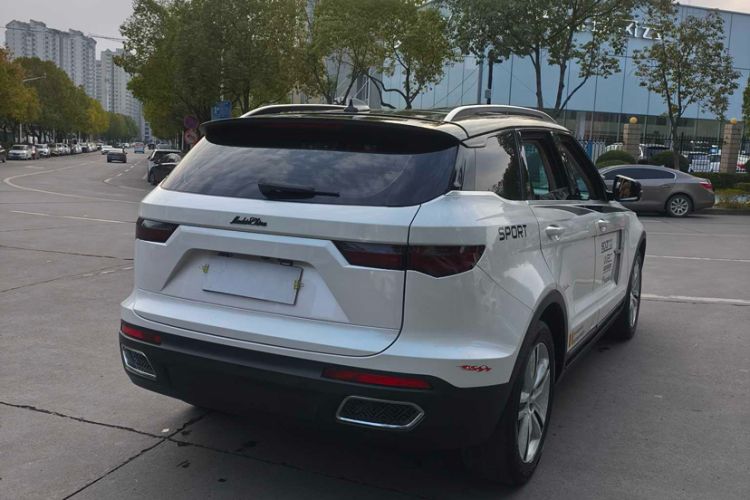 Used Zotye T700 2017 1.8T Dual-Clutch Prestige Model Exterior 4