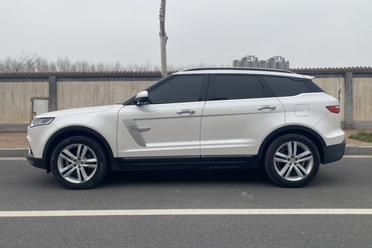 Used Zotye T700 2017 1.8T Dual-Clutch Luxury Model Exterior 5