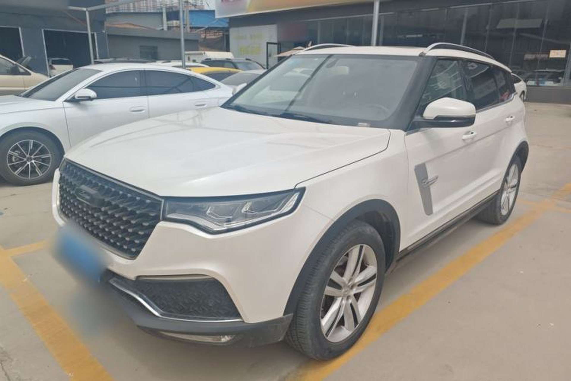 Used Zotye T700 2017 1.8T Dual-Clutch Luxury Model Front Left 45 Deg