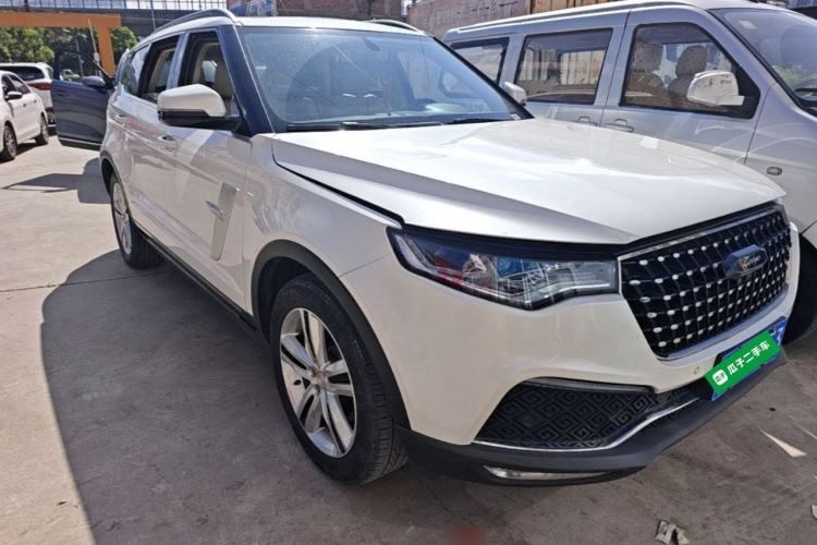 Used Zotye T700 2017 1.8T Manual Luxury Model Front Right 45 Deg