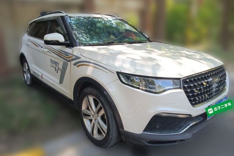 Used Zotye T700 2017 1.8T Manual Luxury Model Front Right 45 Deg