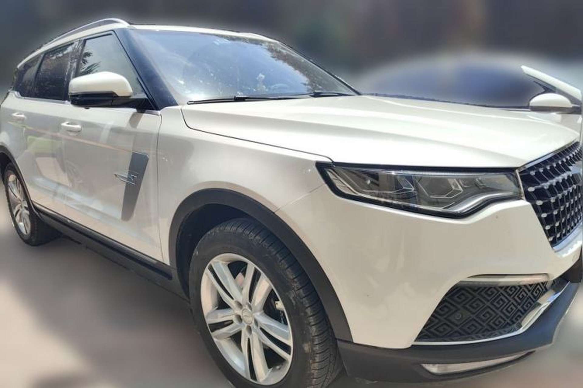 Used Zotye T700 2017 2.0T Dual-Clutch Prestige Version Front Right 45 Deg