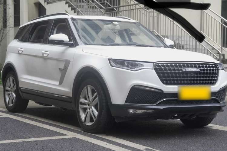 Used Zotye T700 2017 2.0T Automatic Prestige Edition Front Right 45 Deg