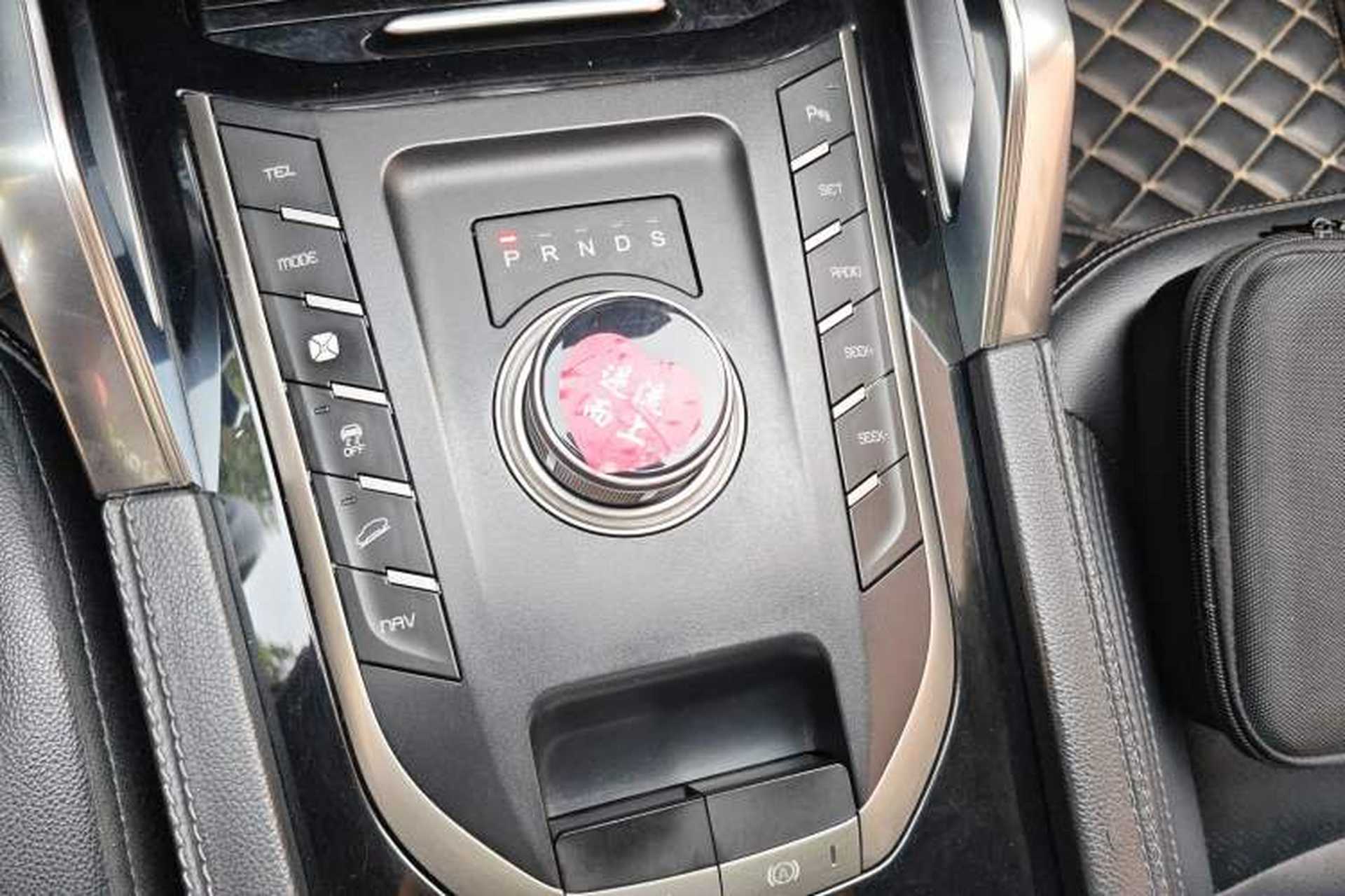 Used Zotye T700 2017 2.0T Automatic Prestige Edition Gear Lever