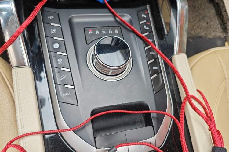 Used Zotye T700 2017 1.8T Dual-Clutch Flagship Model Gear Lever