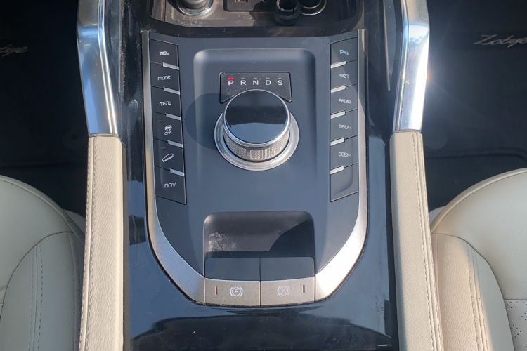 Used Zotye T700 2017 1.8T Dual-Clutch Luxury Model Gear Lever