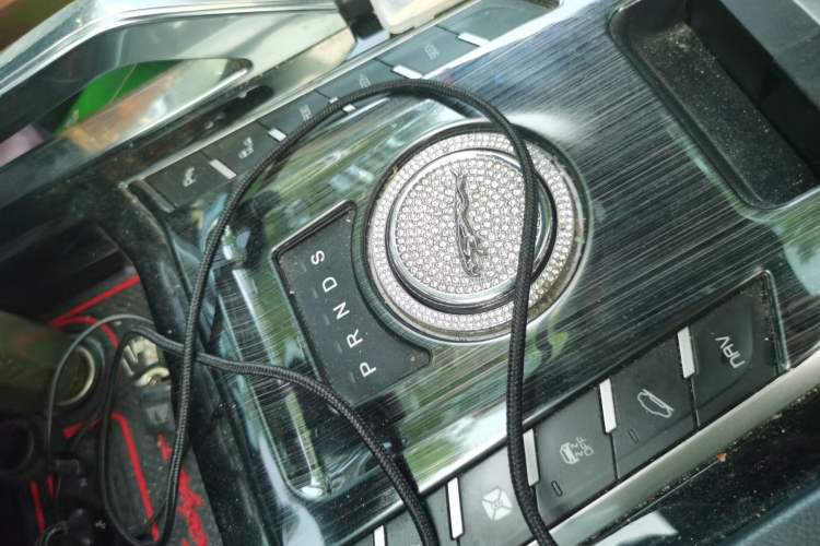 Used Zotye T700 2017 2.0T Automatic Flagship Edition Gear Lever