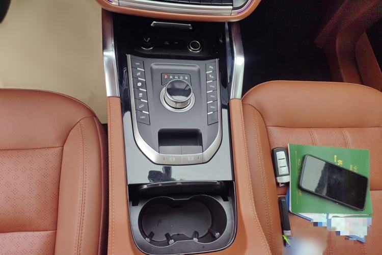Used Zotye T700 2017 1.8T Dual-Clutch Flagship Model Gear Lever