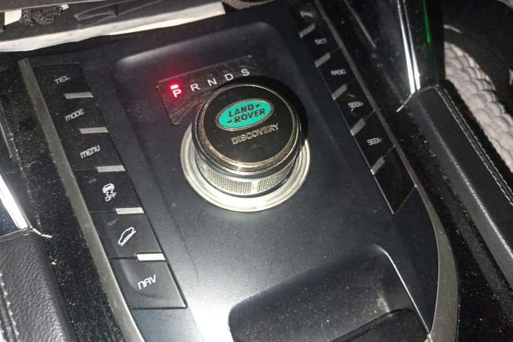 Used Zotye T700 2017 1.8T Dual-Clutch Prestige Model Gear Lever