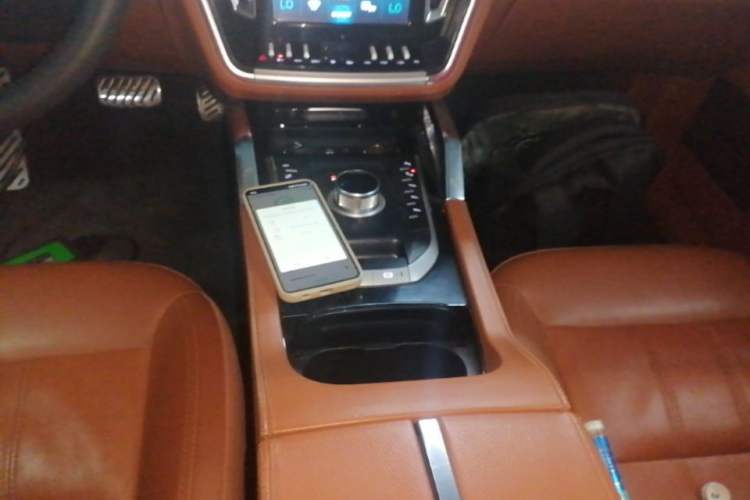 Used Zotye T700 2017 1.8T Dual-Clutch Flagship Model Gear Lever
