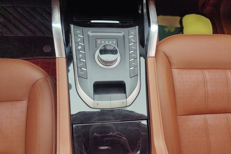 Used Zotye T700 2017 1.8T Dual-Clutch Flagship Model Gear Lever