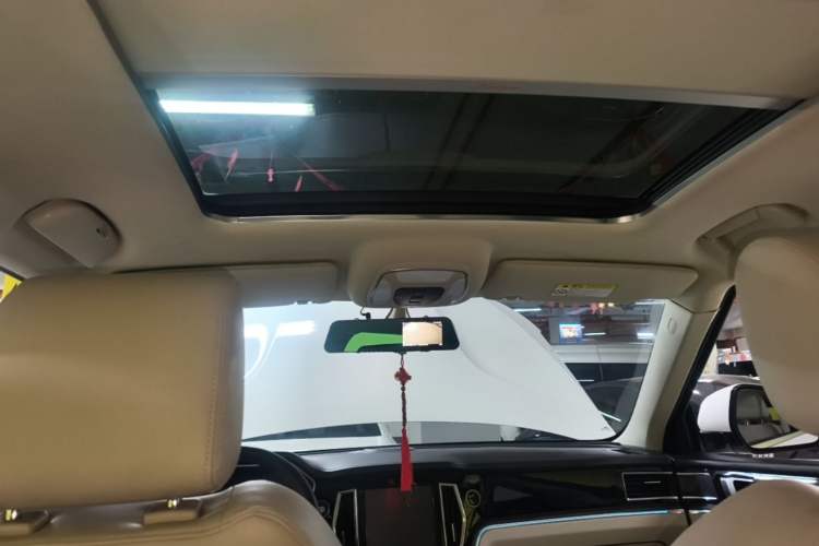 Used Zotye T700 2017 1.8T Manual Luxury Model Headliner