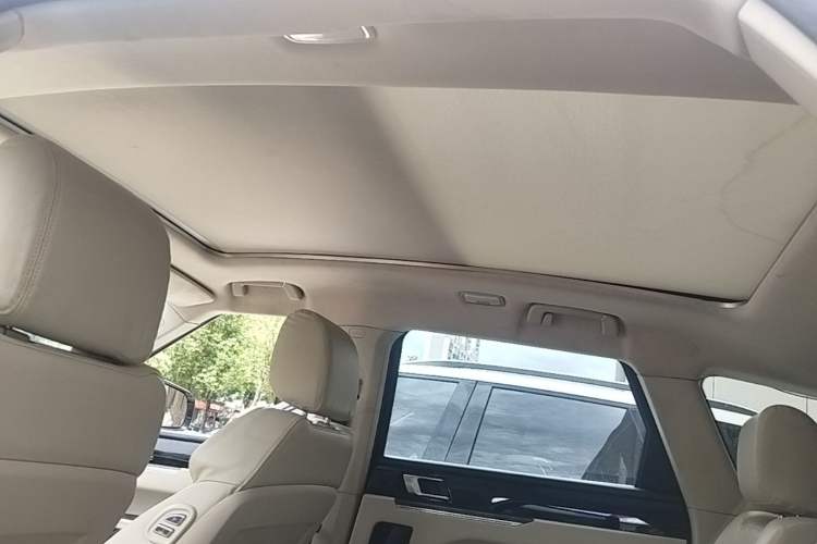 Used Zotye T700 2017 1.8T Dual-Clutch Prestige Model Headliner