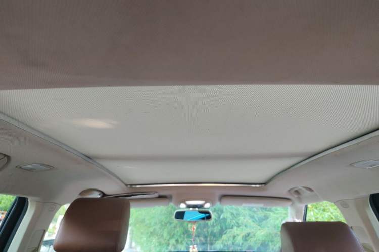 Used Zotye T700 2017 1.8T Dual-Clutch Prestige Model Headliner