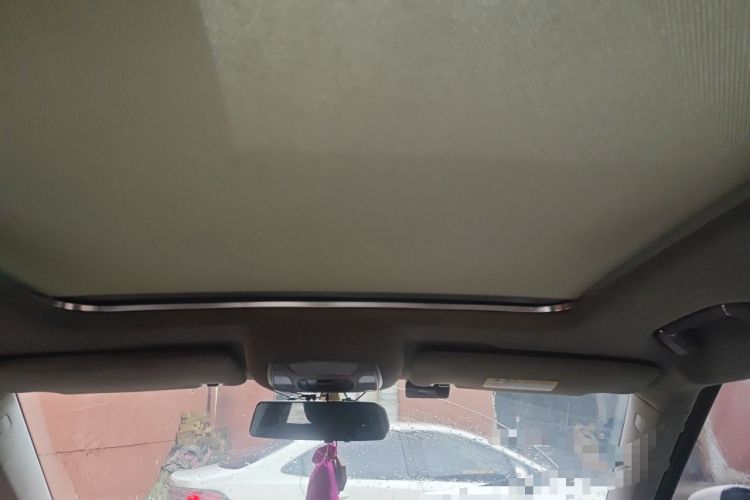 Used Zotye T700 2017 1.8T Manual Luxury Model Headliner