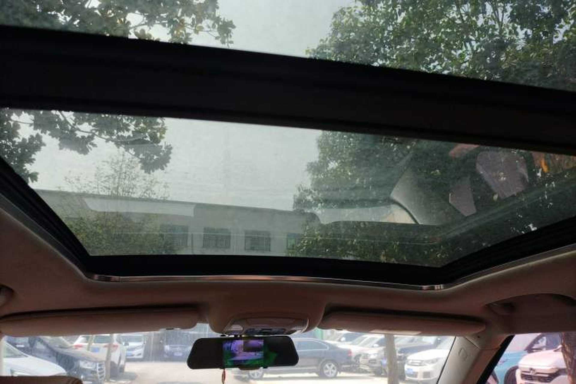 Used Zotye T700 2017 1.8T Dual-Clutch Prestige Model Headliner
