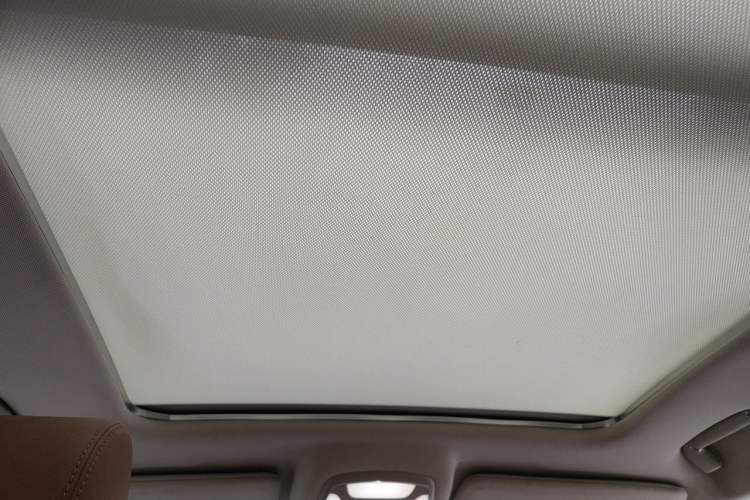 Used Zotye T700 2017 1.8T Dual-Clutch Prestige Model Headliner