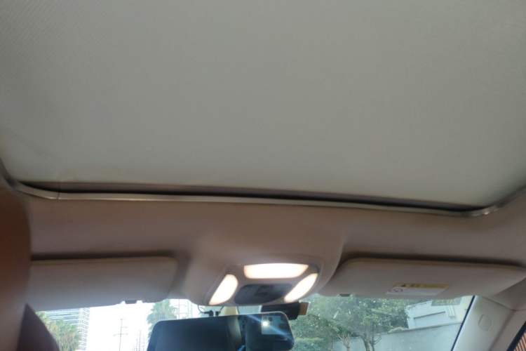 Used Zotye T700 2017 1.8T Dual-Clutch Prestige Model Headliner