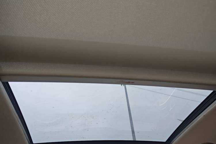 Used Zotye T700 2017 1.8T Dual-Clutch Prestige Model Headliner