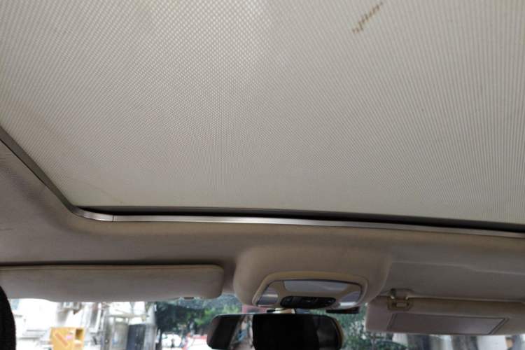 Used Zotye T700 2017 1.8T Dual-Clutch Luxury Model Headliner