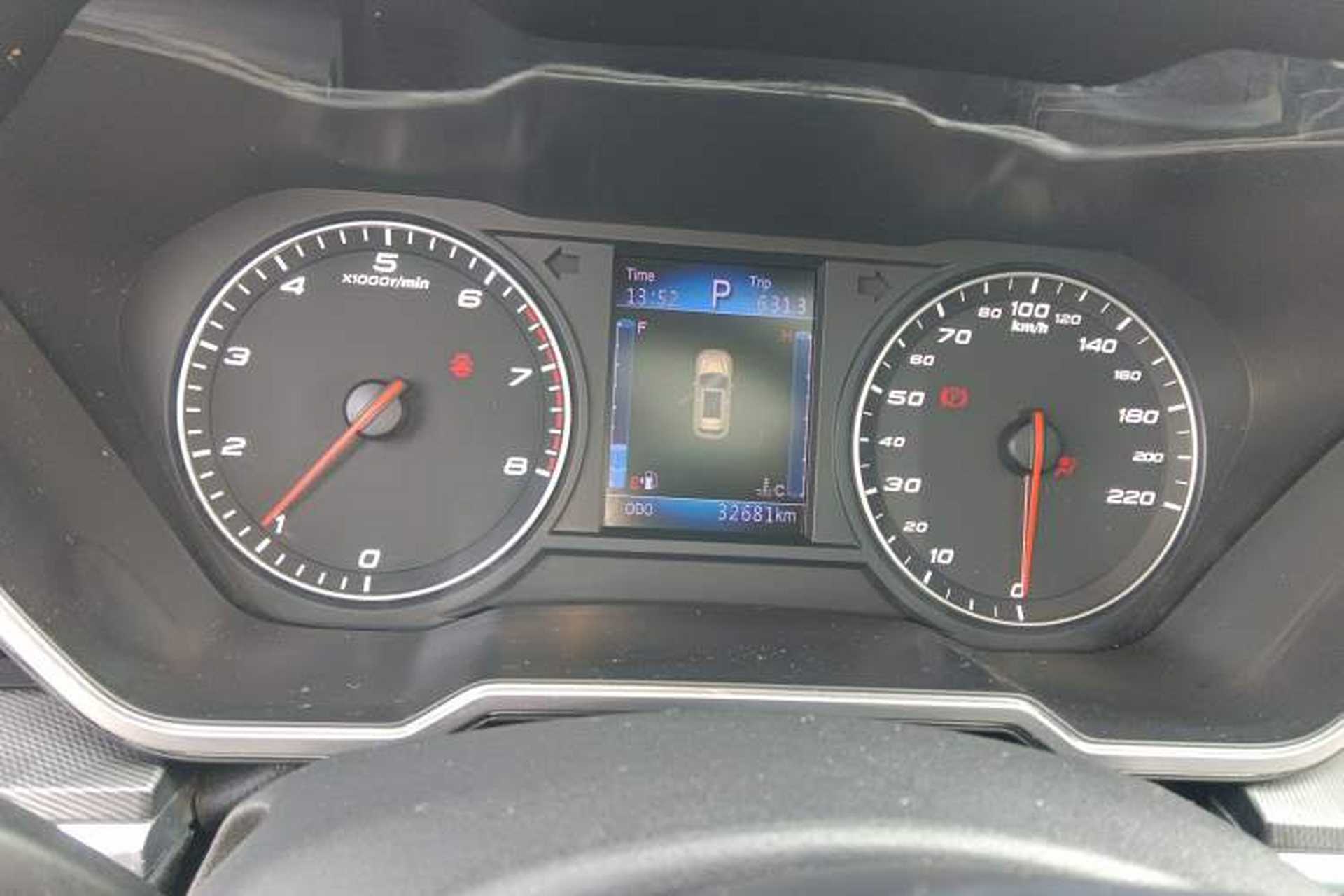 Used Zotye T700 2017 1.8T Dual-Clutch Luxury Model Instrument Cluster