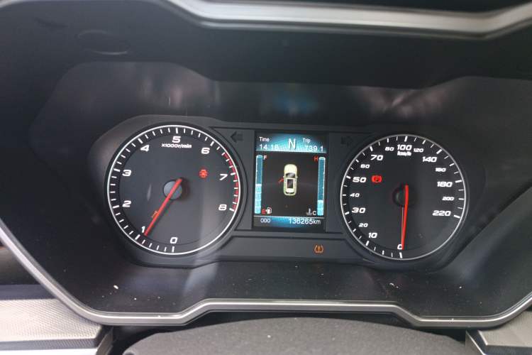 Used Zotye T700 2017 1.8T Dual-Clutch Luxury Model Instrument Cluster