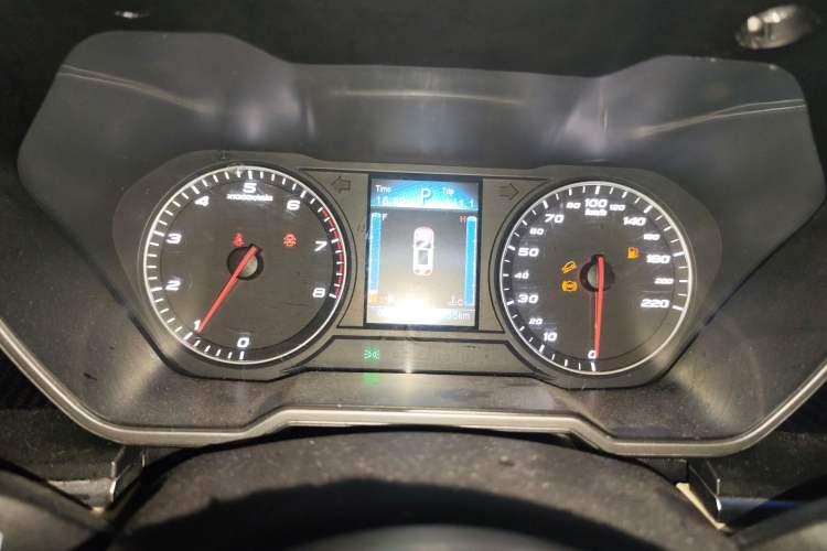 Used Zotye T700 2017 1.8T Dual-Clutch Luxury Model Instrument Cluster