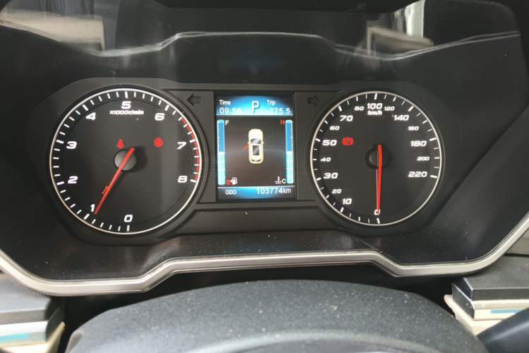 Used Zotye T700 2017 1.8T Dual-Clutch Luxury Model Instrument Cluster